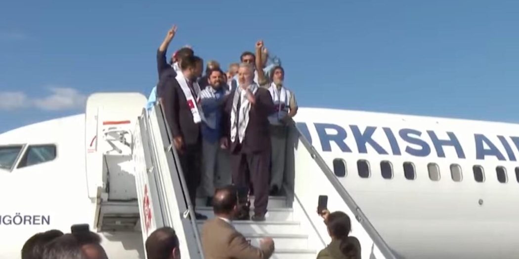 Aktivistler İstanbul’da: “İsrail’de hayvandan aşağı muamele gördük!”