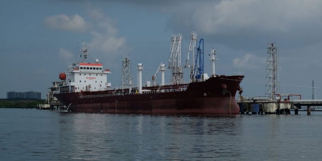 Fransa, Rusya’nın “gölge filolarının” peşinde: Petrol tankerine el koyuldu