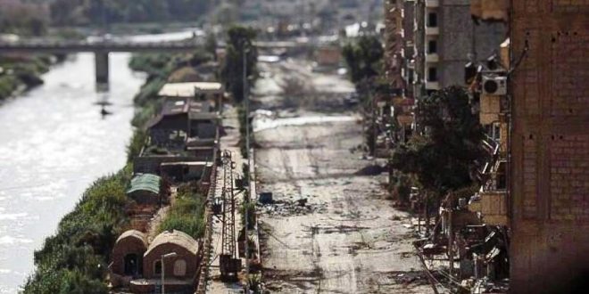 suriye deyrizor dan cekilen suriye ordusu bosalttigi alanlari sdg ye devrediyor