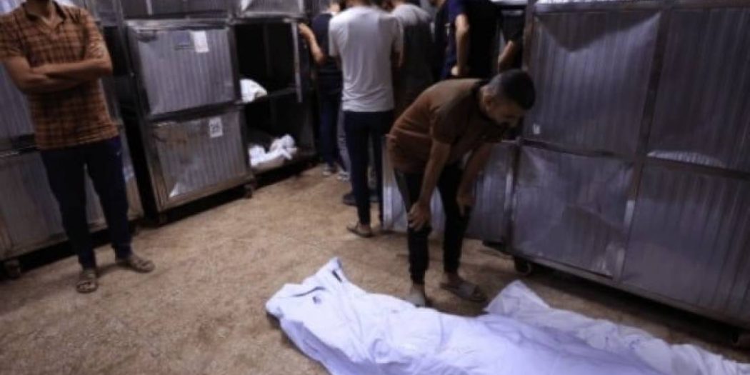 İsrail terörü ateşkes dinlemedi; evlerine dönen koca bir aileyi katletti!