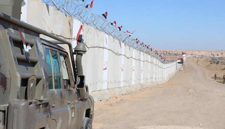 Irak, Suriye sınırına 350 kilometrelik beton duvar ördü!