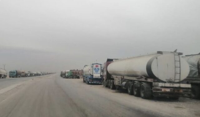 ABD’nin Suriye’den çaldığı petrolü taşıyan tankerlere saldırı; IŞİD üstlendi!