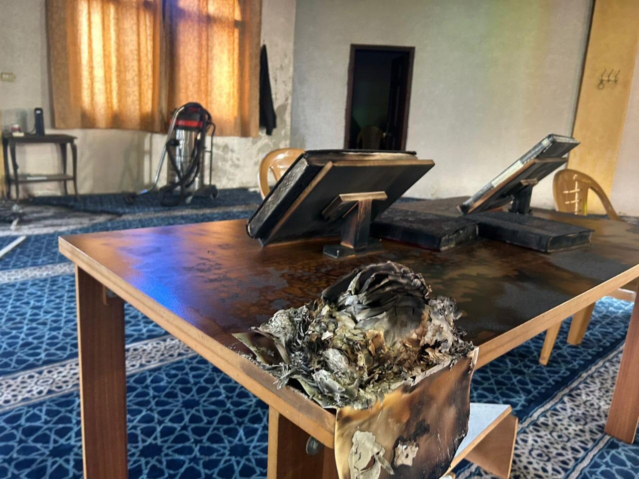 5814478471827229491 121