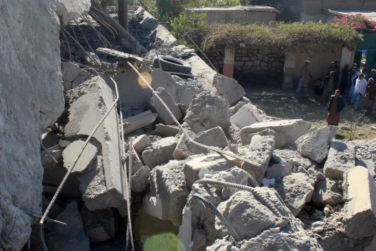 2025 11 25T094514Z 2129341717 RC2L3IAMULO3 RTRMADP 3 AFGHANISTAN PAKISTAN ATTACK 1771720007