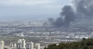 AA 20260330 40965330 40965327 SMOKE RISES FROM OIL REFINERY FOLLOWING RETALIATORY STRIKES IN HAIFA 1774864722