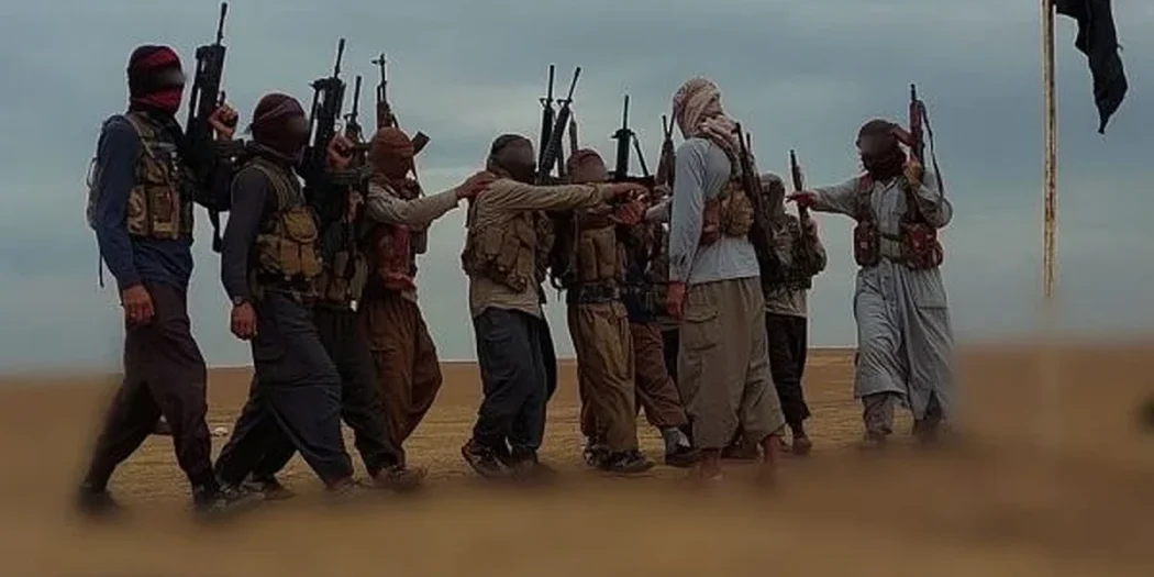 Rakka ve Deyrizor’da bitmeyen tehdit; IŞİD, saldırıları üstlendi!