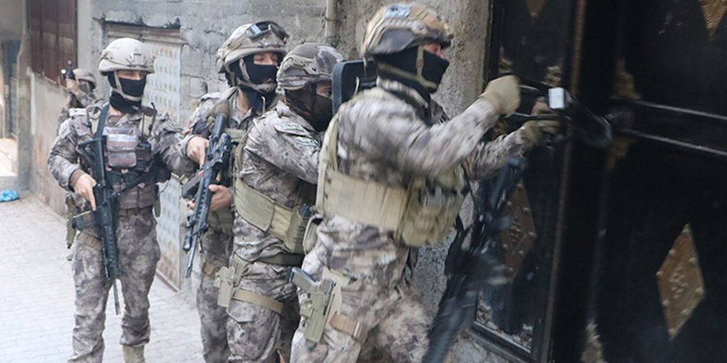 56 ilde eş zamanlı IŞİD operasyonu; 525 kişi gözaltında!