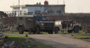 Israeli occupation forces raid homes in Syrias Yarmouk Basin area 860x573