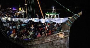 221221011308 01 rohingya boat 123121 restricted