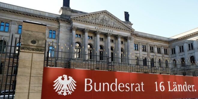 1712586627579,was macht der bundesrat 104~ v 16x9@2dL 6c42aff4e68b43c7868c3240d3ebfa29867457da