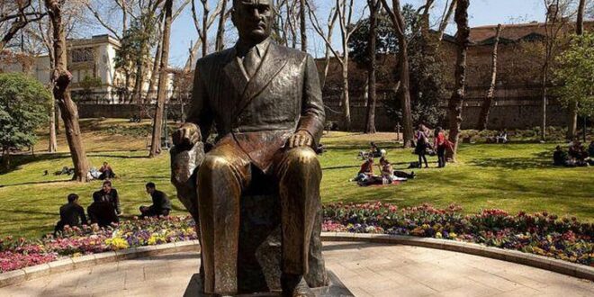 ataturk heykeli gulhane parki