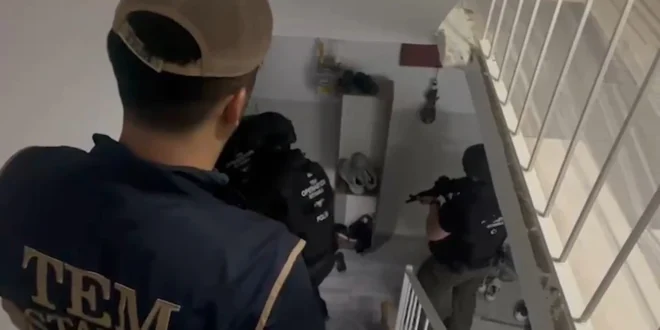 istanbul merkezli 4 ilde iside yonelik operasyonda 14 supheli yakalandi vidq