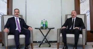 İsrail’i Azerbaycan davet etmişti: Hakan Fidan salonu terketti!
