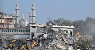 Müslümanlar yok edilmek isteniyor! Hindistan’da İslam’ın izleri tahrip edildi