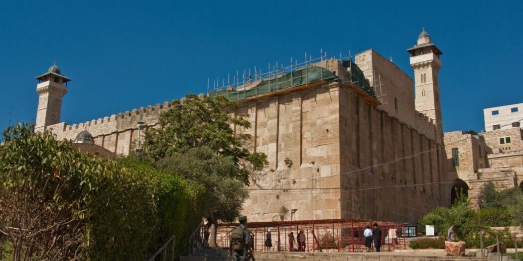 Müslümanların mescidlerine baskı için yeni gerekçe! İbrahim Camii tahliye ettirildi