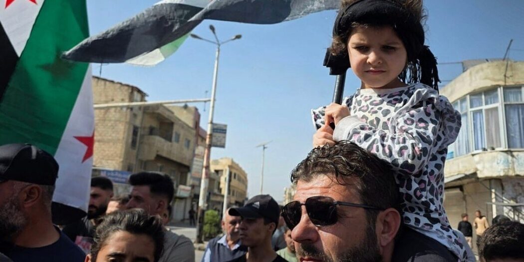 Suriye’de İsrail işgaline karşı öfke büyüyor: Sokaklar ayağa kalktı!