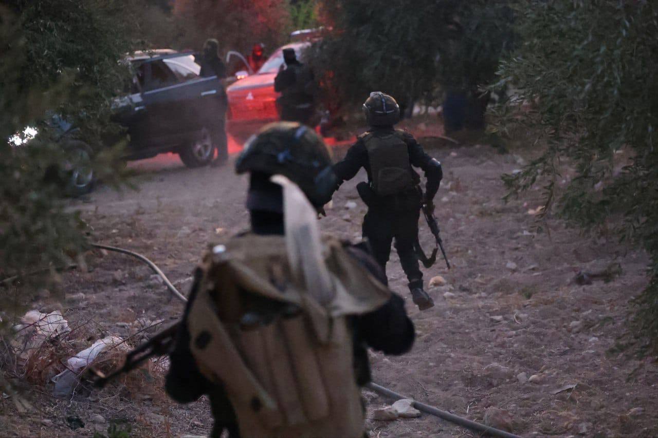 5812006683784892698 121