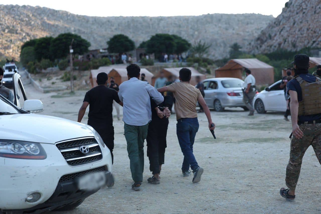 5812006683784892699 121