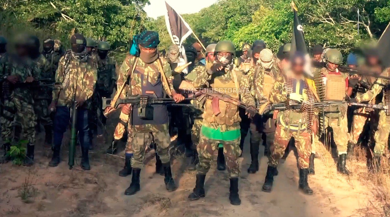 5825712040390545957 121