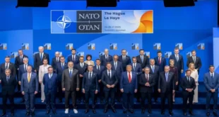 nato zirvesinde erdogan ve trumpin dikkat ceken sohbeti 1750852647